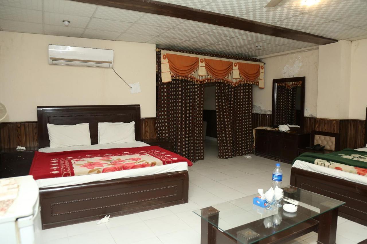 Hotel Pace Inn Multan Exterior photo